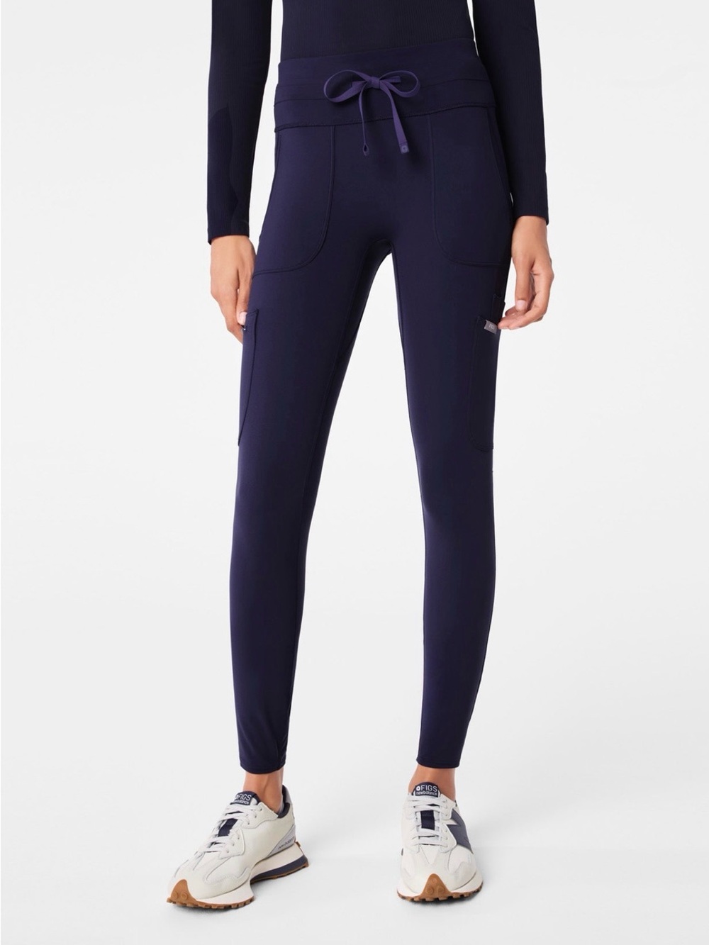 Figs High Waisted Navy Ashland Scrub Leggings: Sz: L